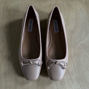 Steve Madden leather flats size 8